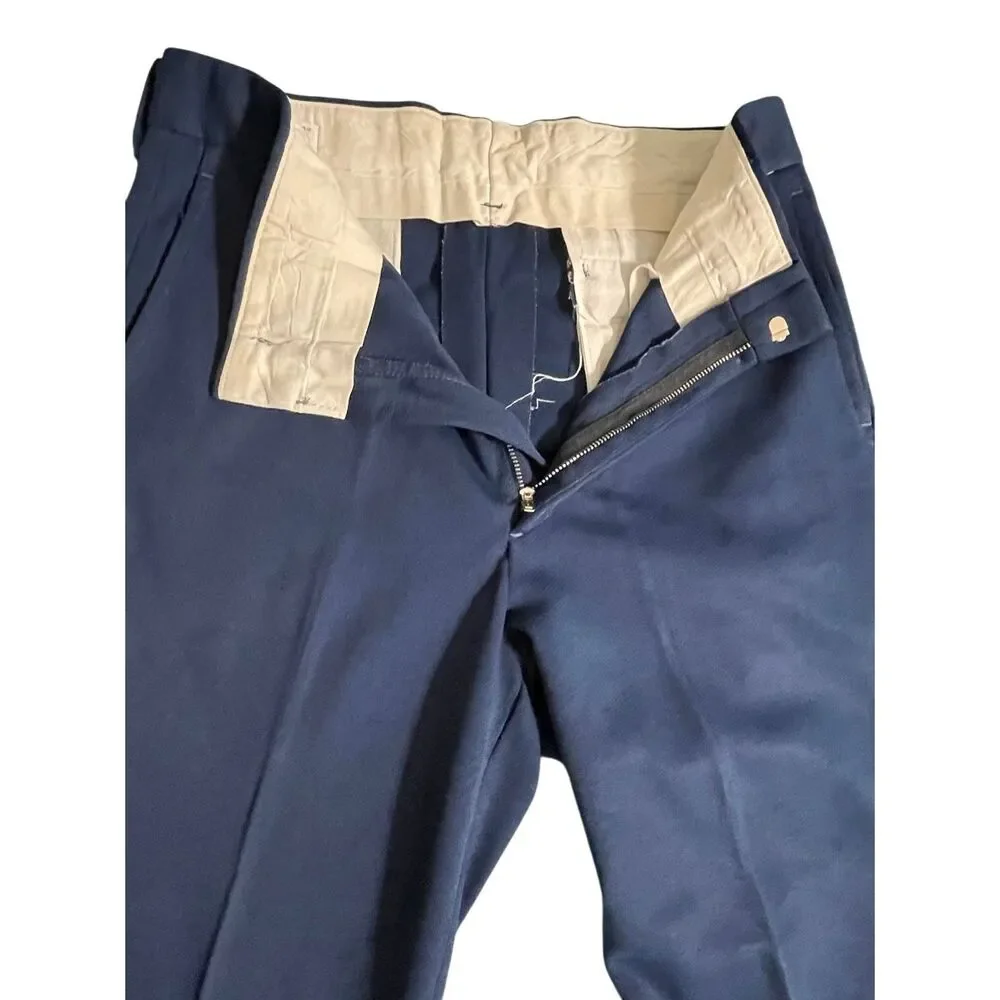 Vintage Farah Men’s Trousers in Iconic Navy Blue size 32